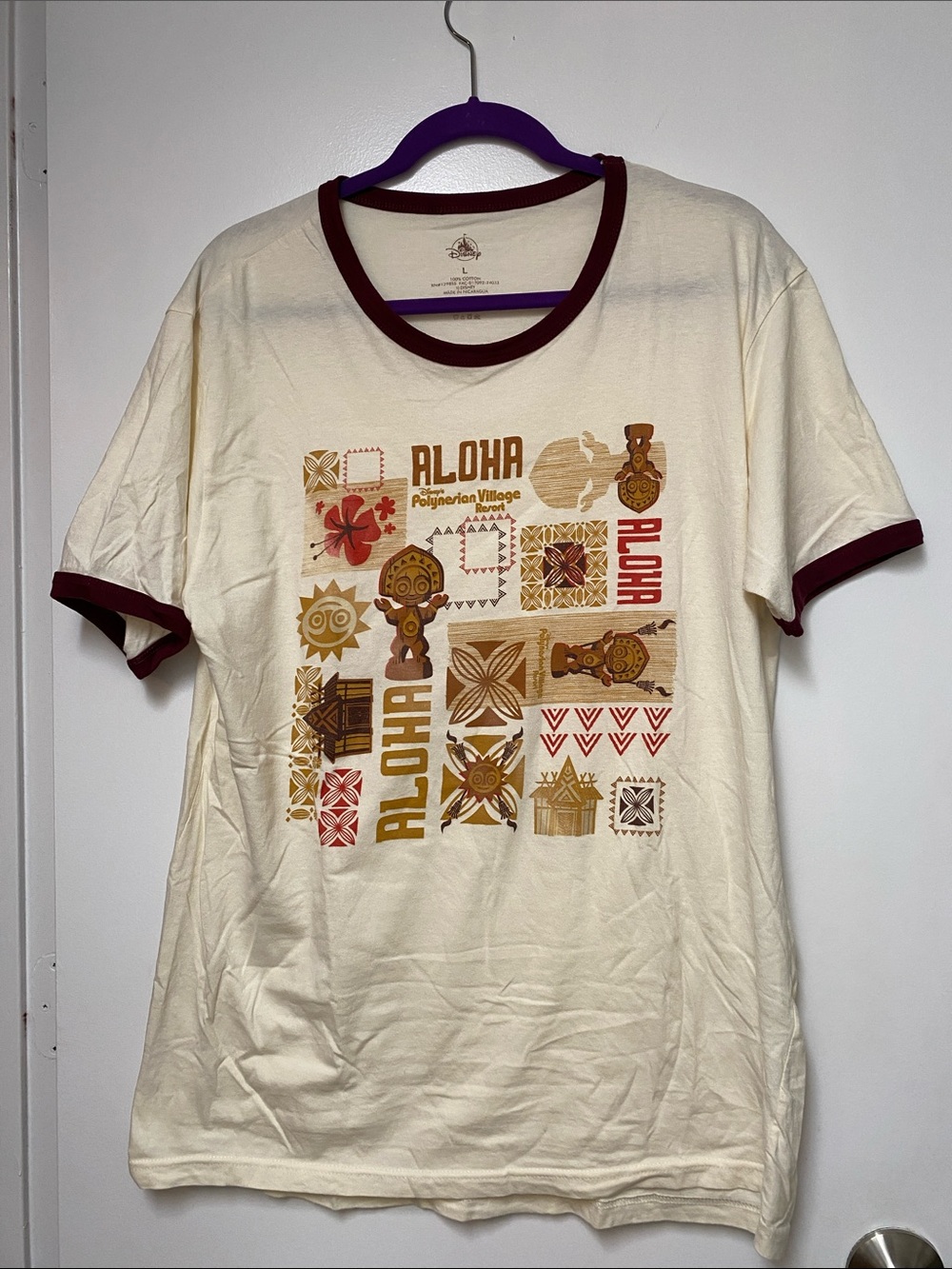 Disney Men’s Polynesian Ringer style tee Shirt Size Large
